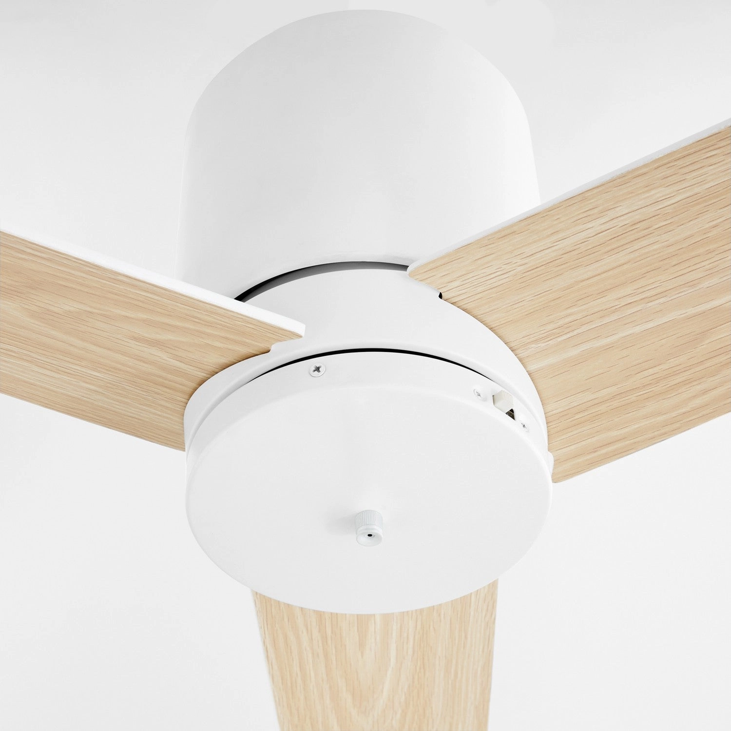 Banzai 52"Ceiling Fan Studio White