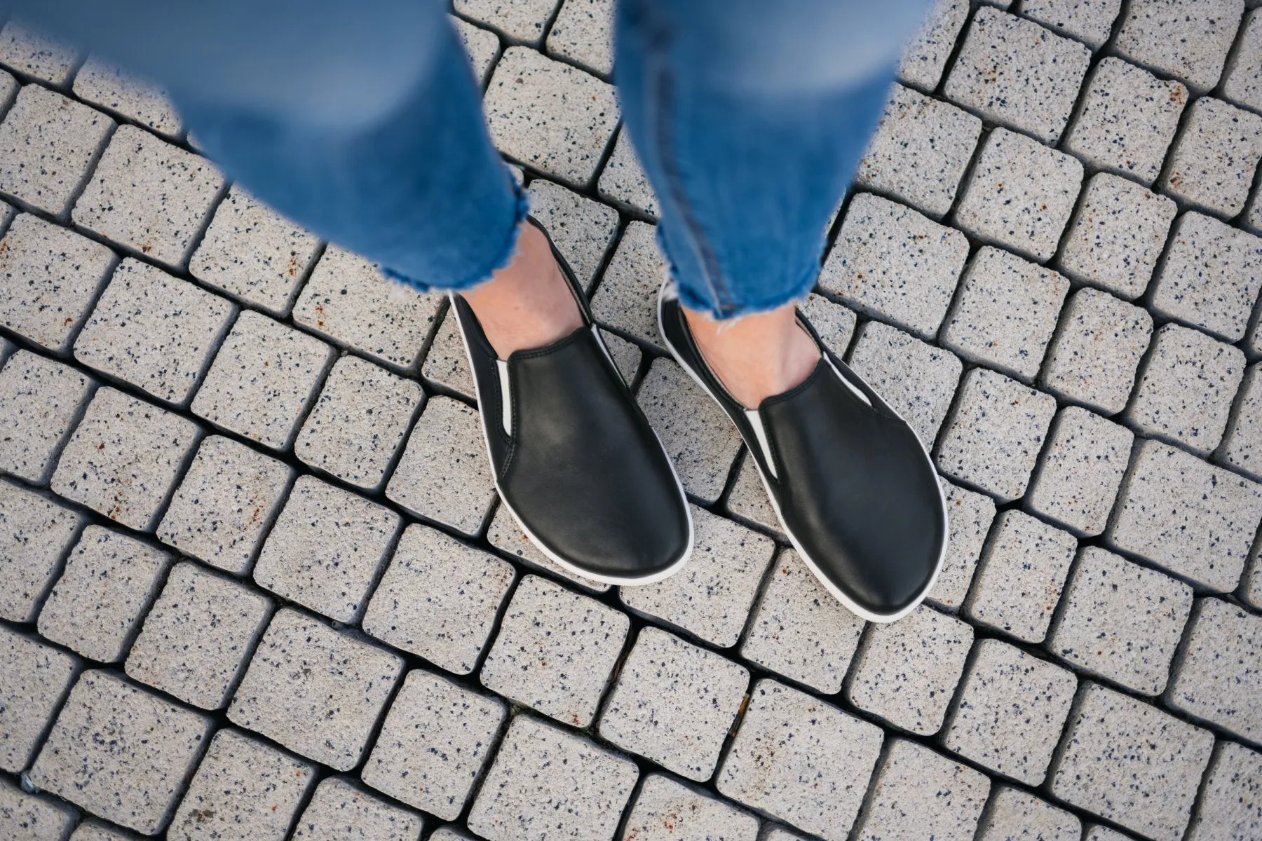 Barefoot Sneakers - Be Lenka Eazy Neo - Black & White Shoes_Be Lenka_Footwear
