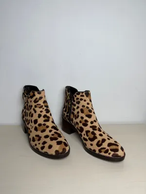 Boots Ankle Flats By Cole-haan In Leopard Print, Size: 8 cole haan