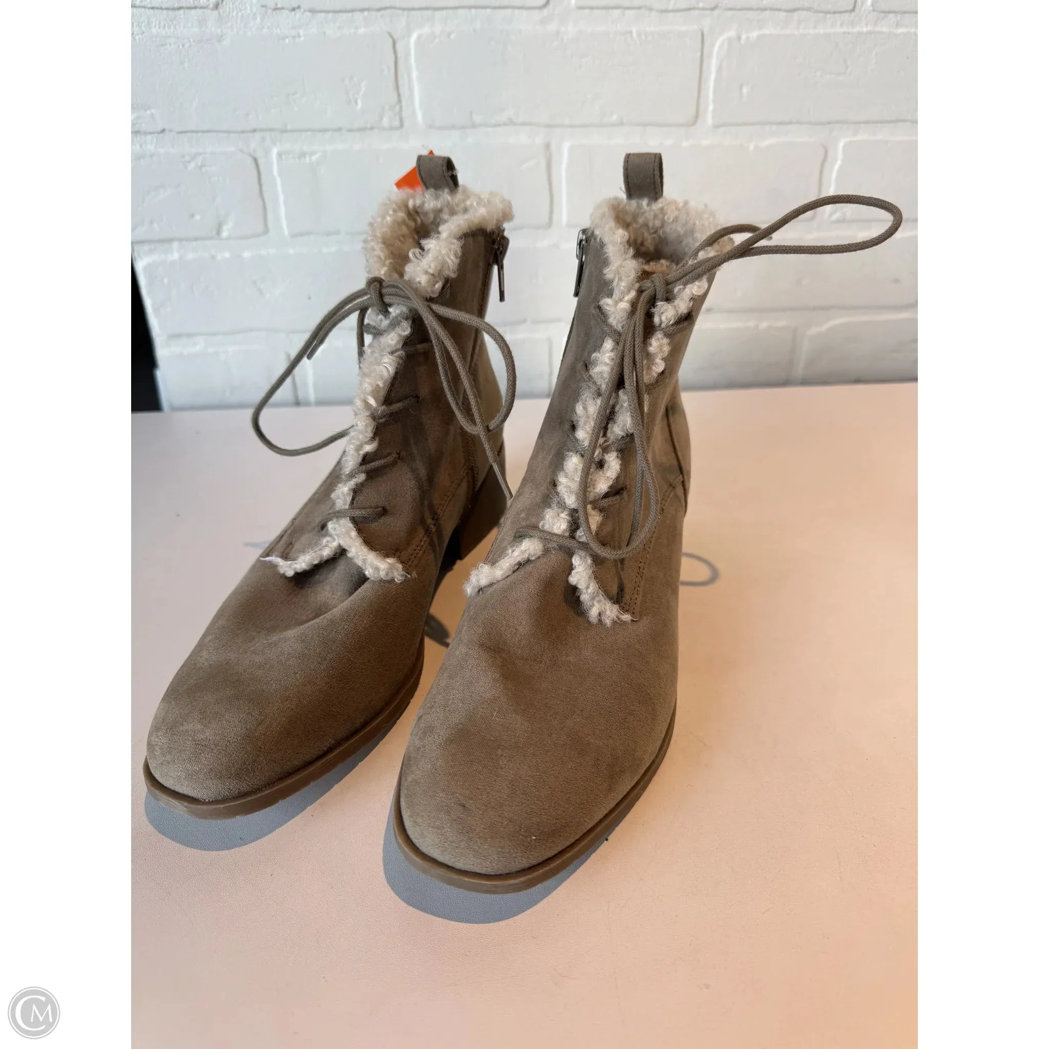 Boots Ankle Flats By Kenneth Cole Reaction In Tan, Size: 8.5