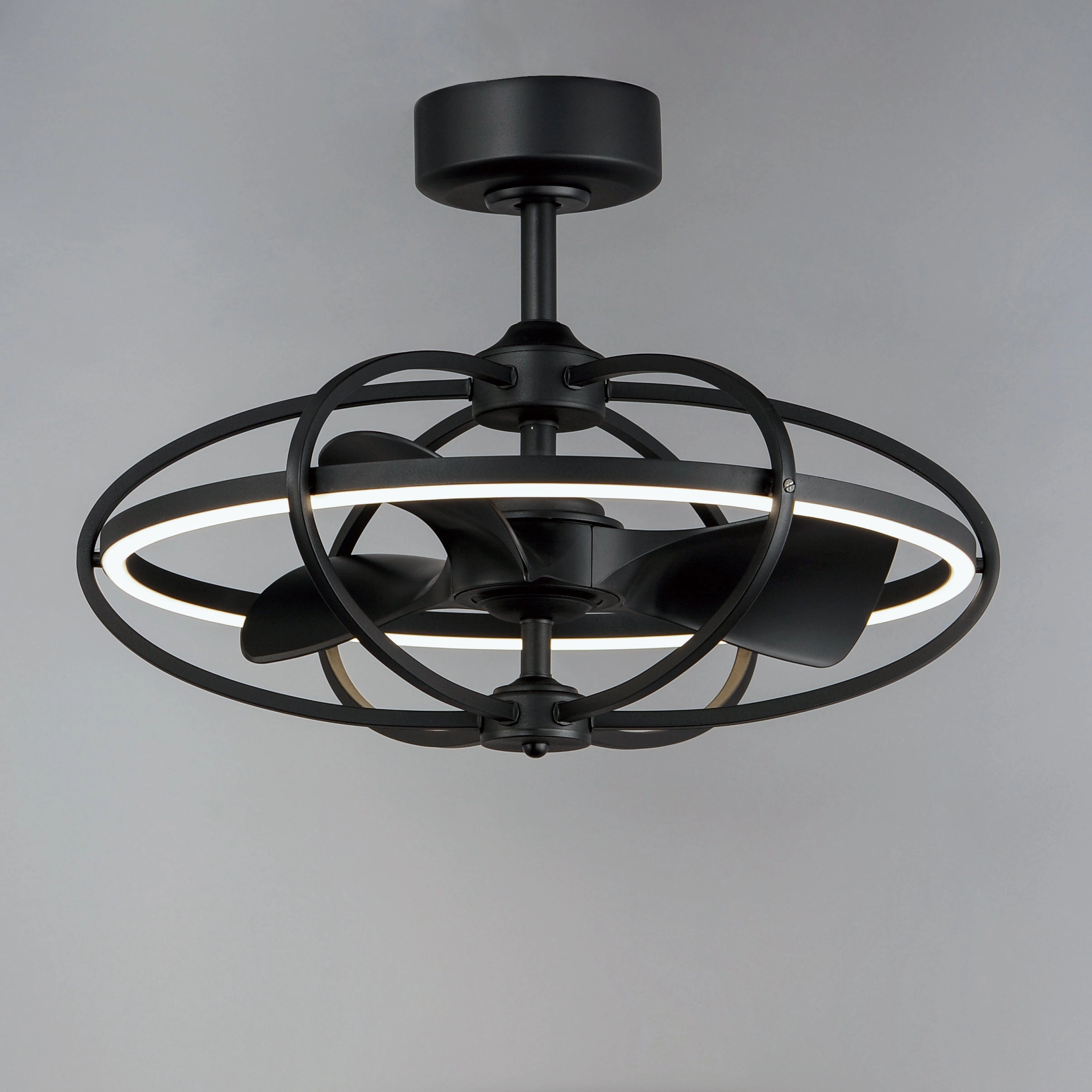 Corona Fan LED Fandelight Black