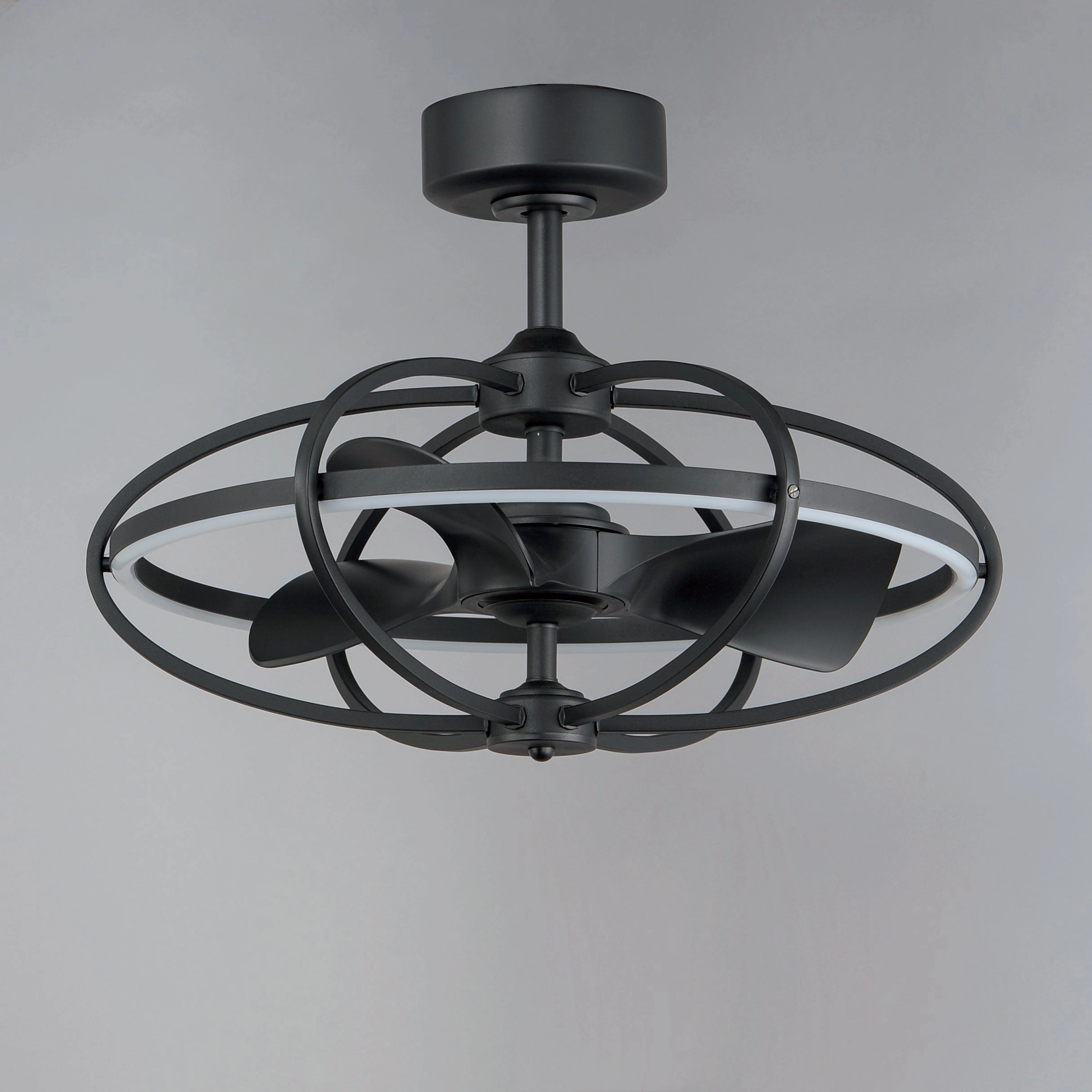 Corona Fan LED Fandelight Black