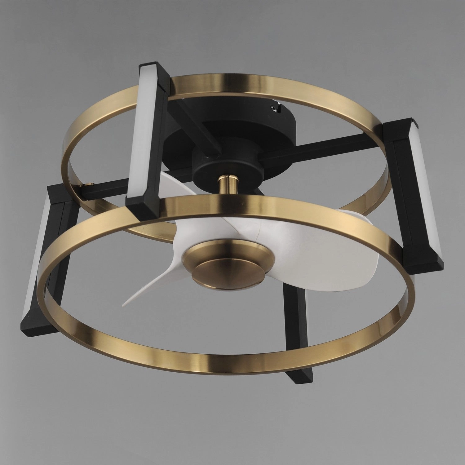 Darling LED Fandelight Black / Natural Aged Brass