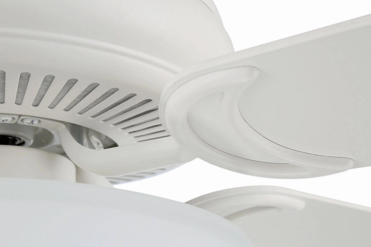 Decorator's Choice 3 Light Kit 52"Ceiling Fan Matte White
