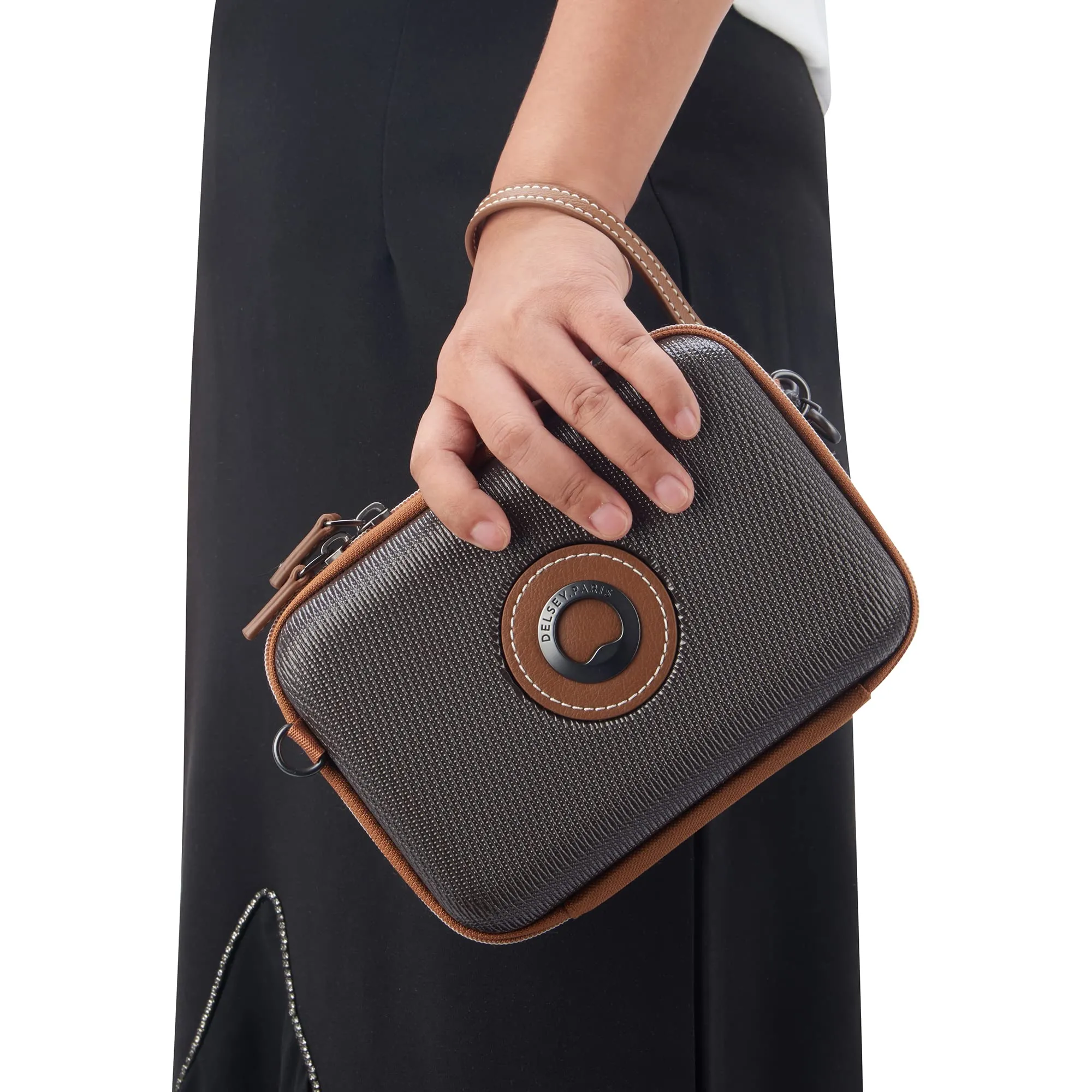 DELSEY Paris Women's Chatelet 2.0 Clutch and Crossbody Bag Bags Delsey-Paris