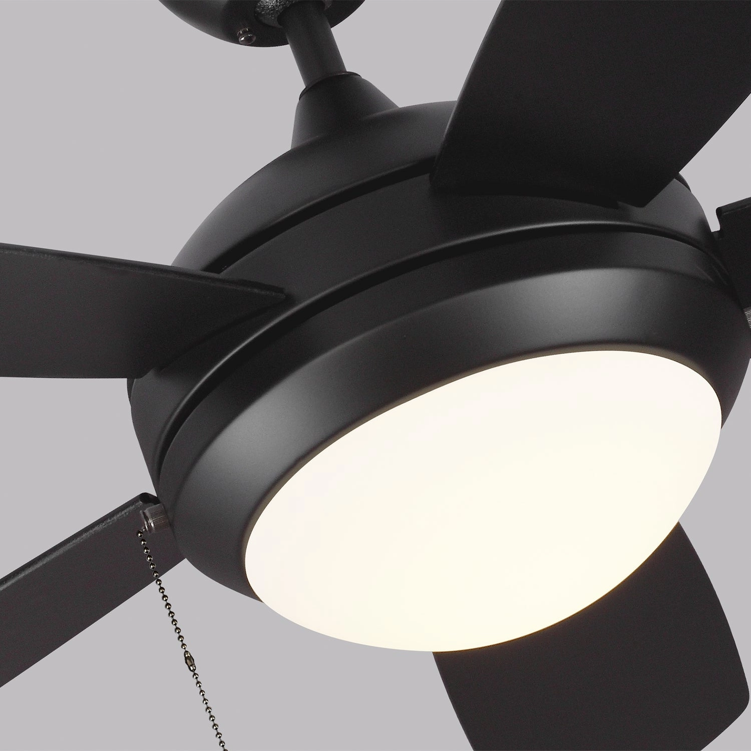 Discus 44" Ceiling Fan Matte Black