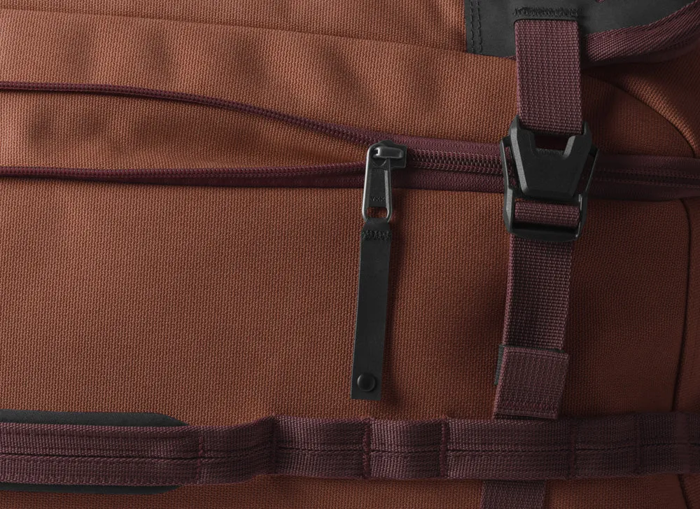 Eagle Creek Gear Warrior XE 27" Check in Luggage Bags Eagle-Creek