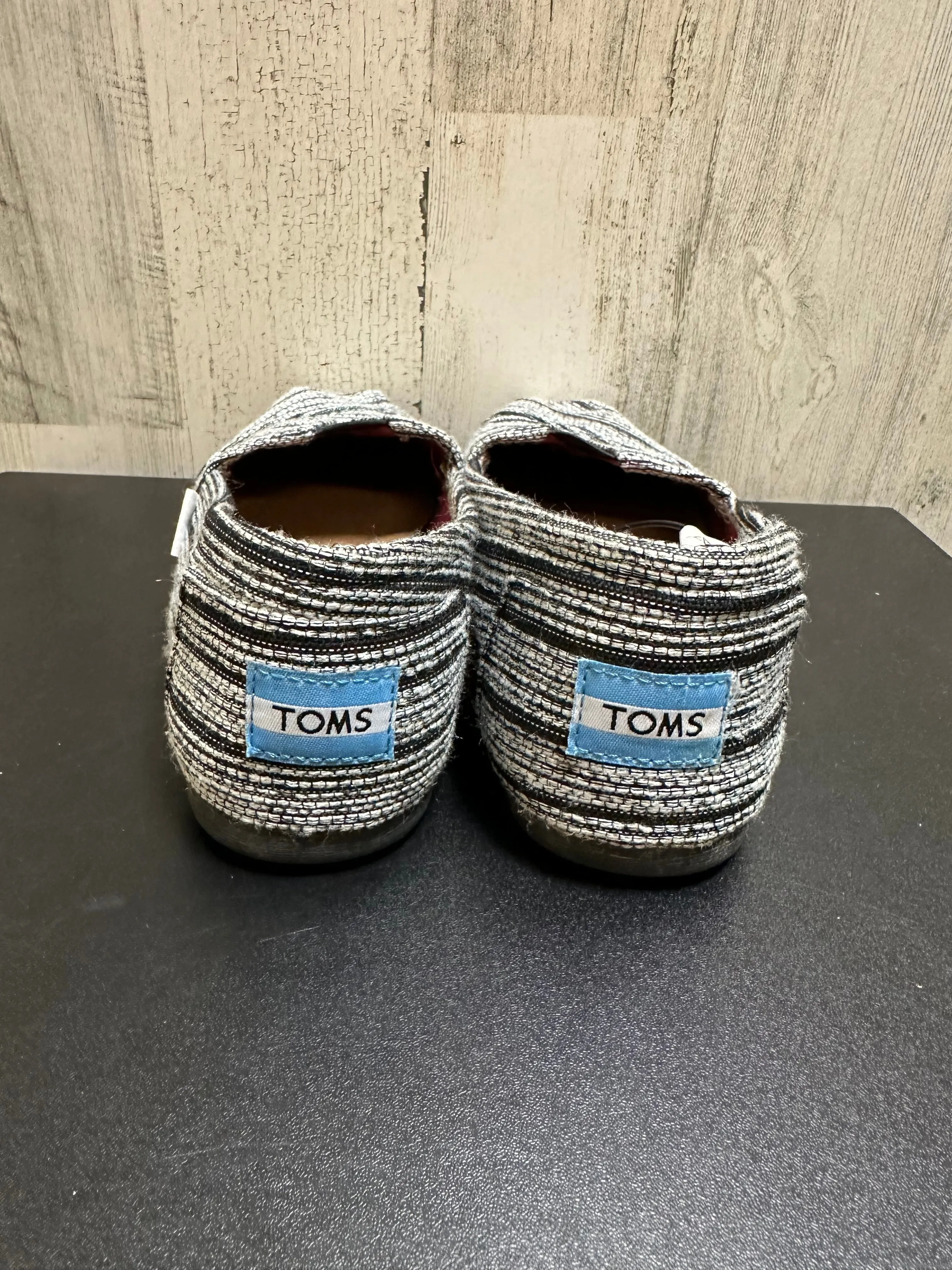Grey Shoes Flats Toms, Size 6.5 toms