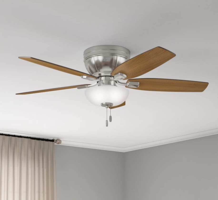 Hunter Fan Kenbridge 52" Flushmount Pull Chain Ceiling Fan with 27W LED