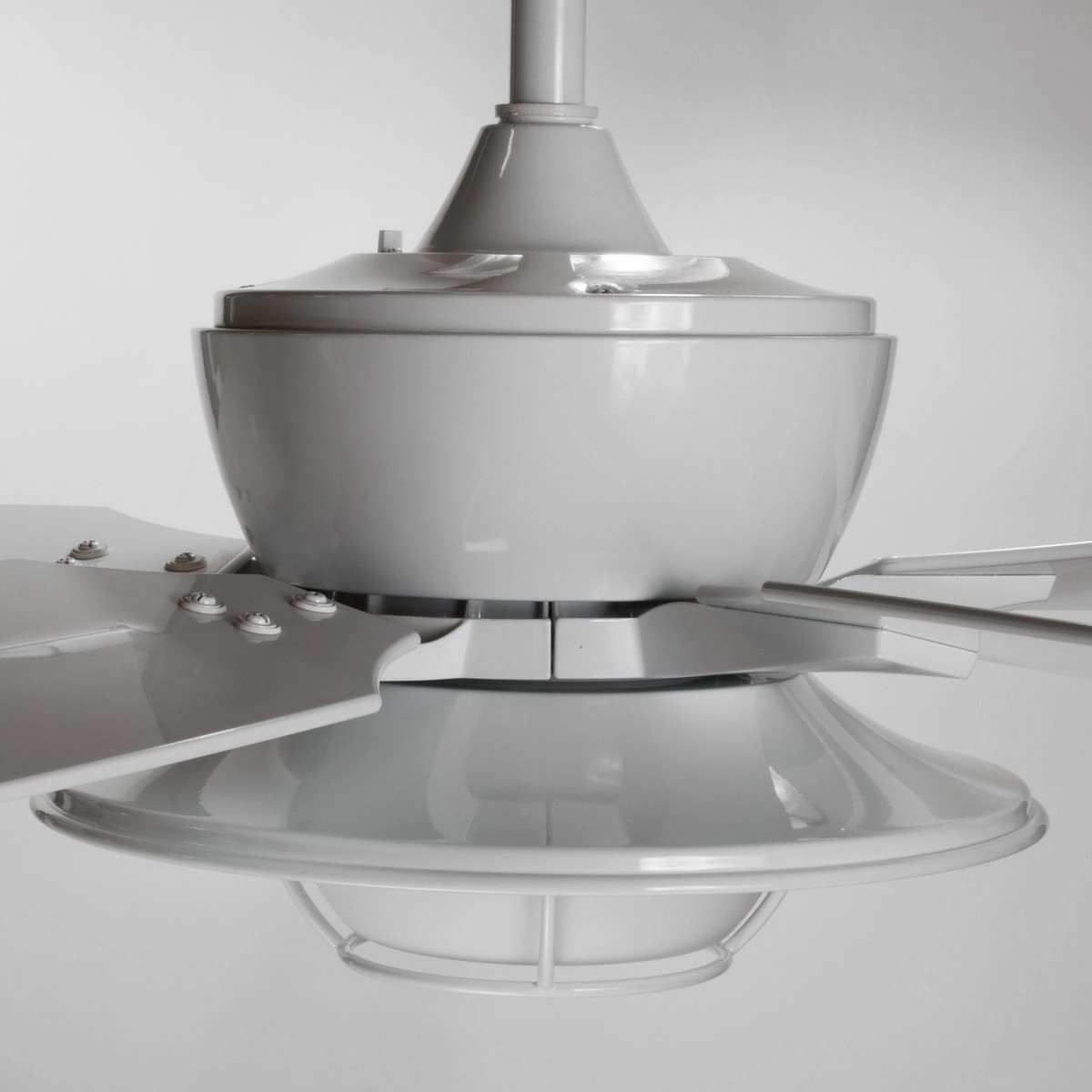 Montague 60" Ceiling Fan White