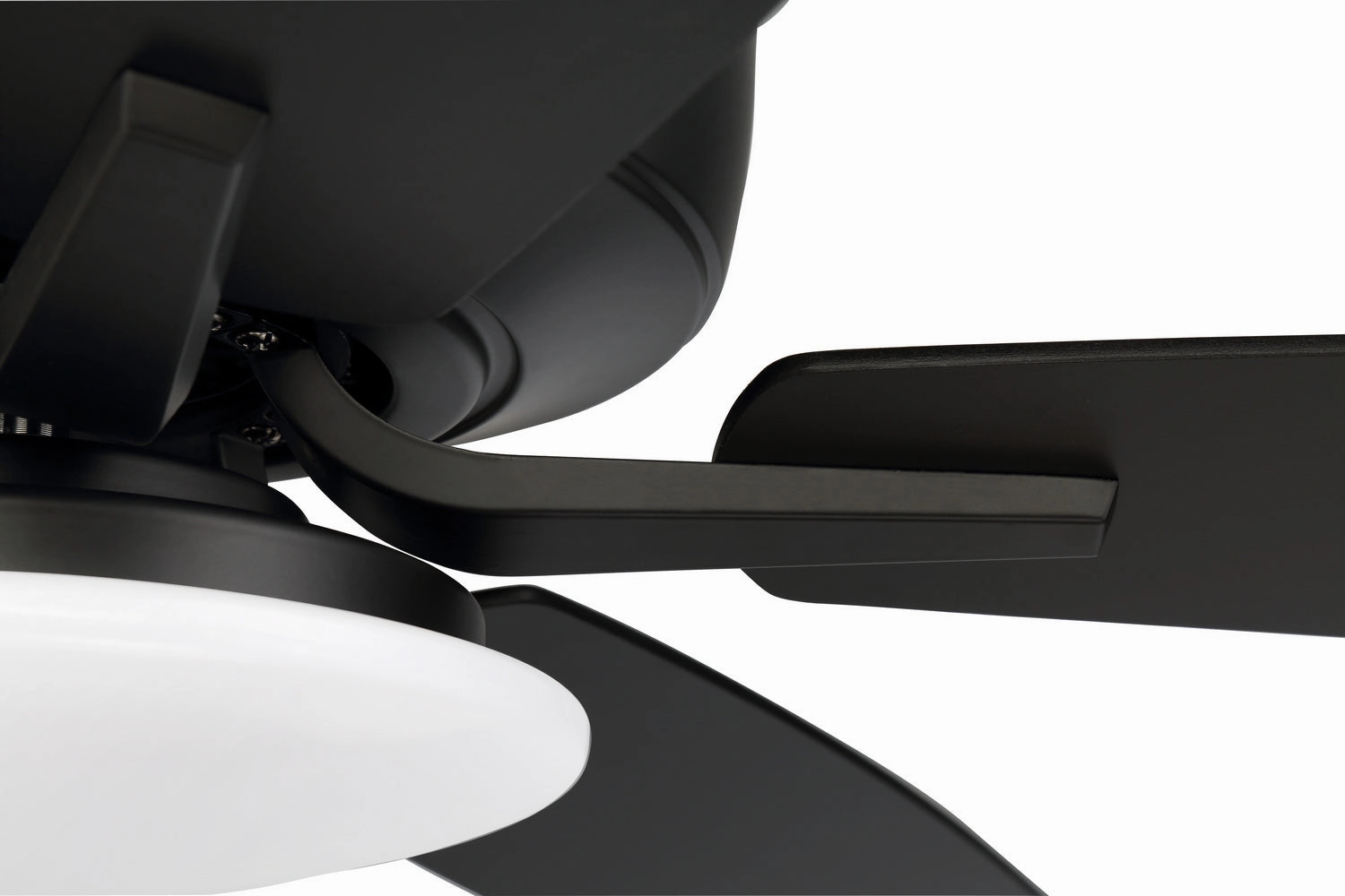 Pro Plus 112 52"Ceiling Fan Flat Black