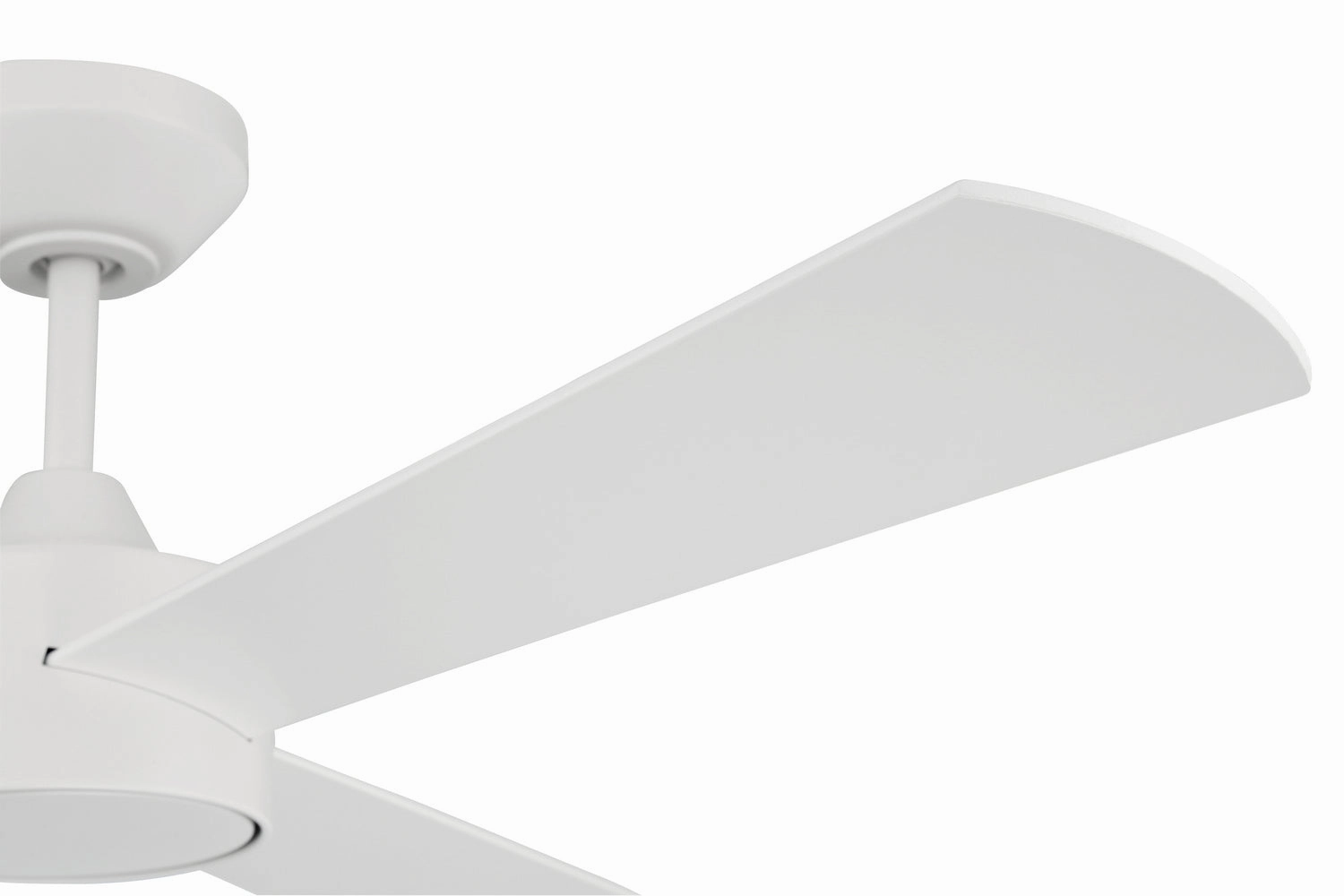 Provision Indoor/Outdoor 52"Ceiling Fan Matte White