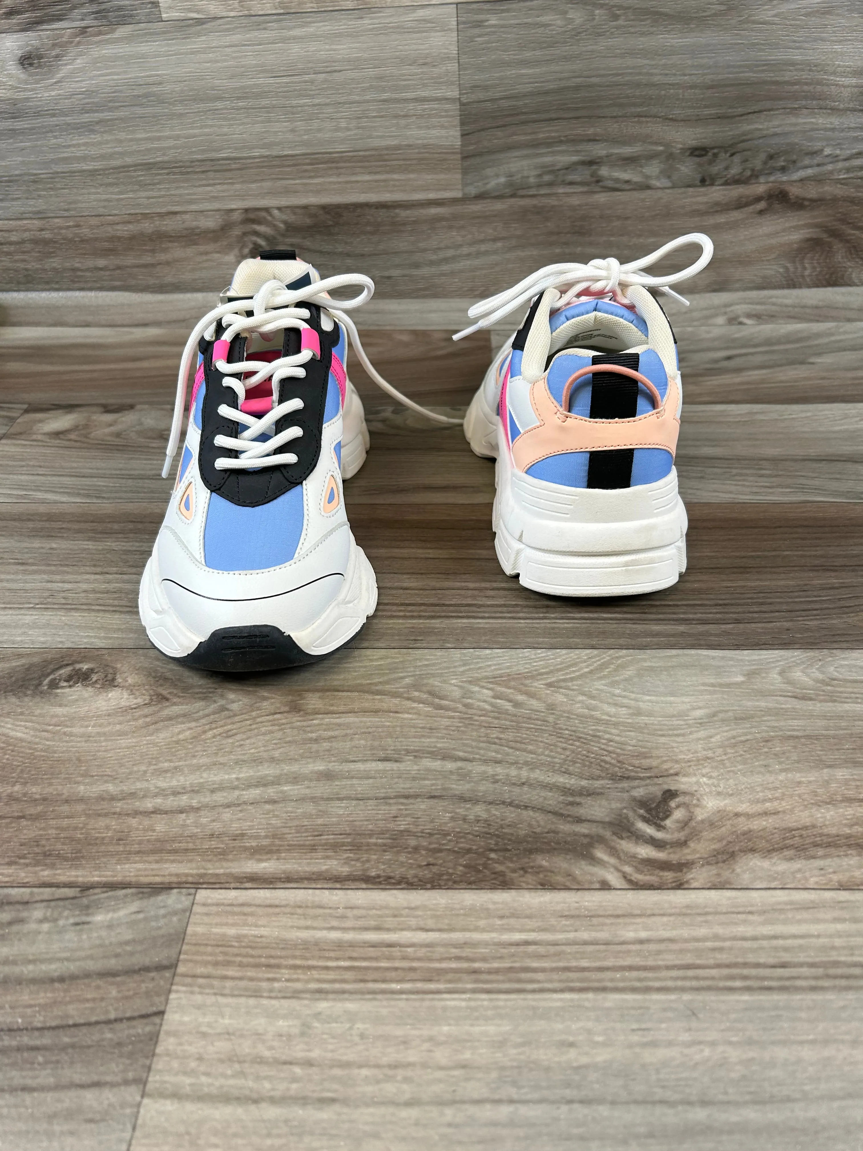 Shoes Athletic By Steve Madden In Blue & White, Size: 7.5 steve madden