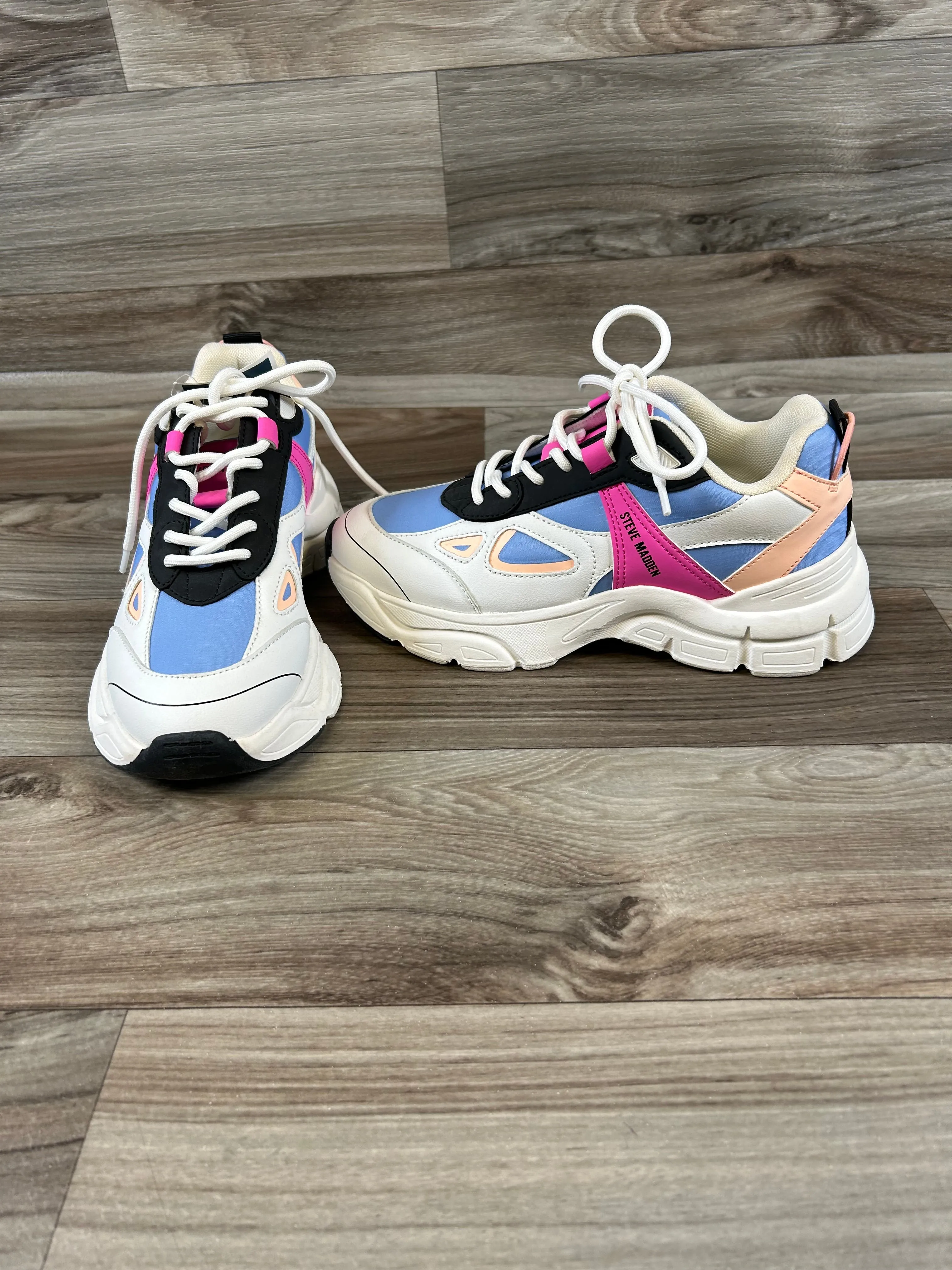 Shoes Athletic By Steve Madden In Blue & White, Size: 7.5 steve madden