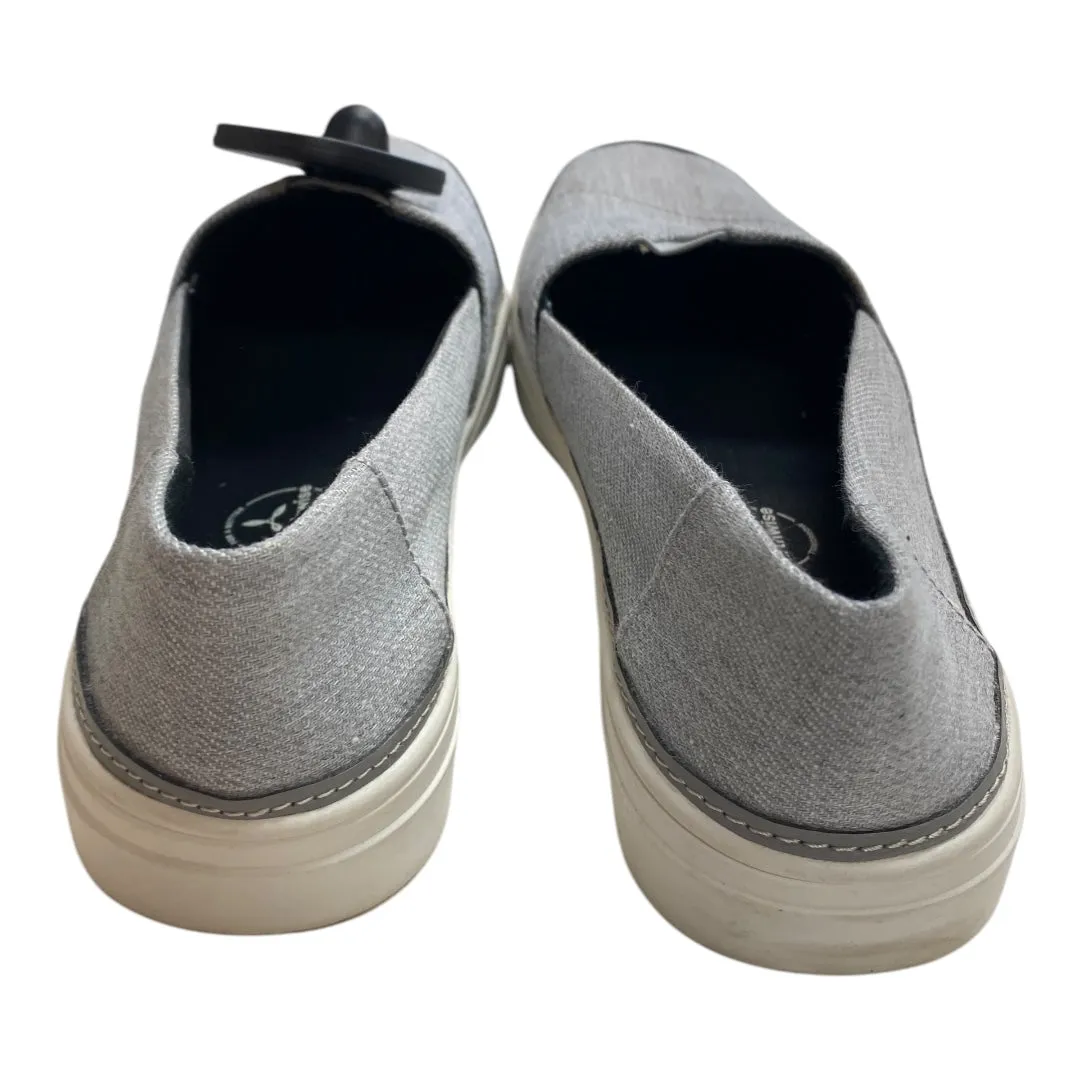 Shoes Flats By Toms In Grey, Size: 7.5 toms