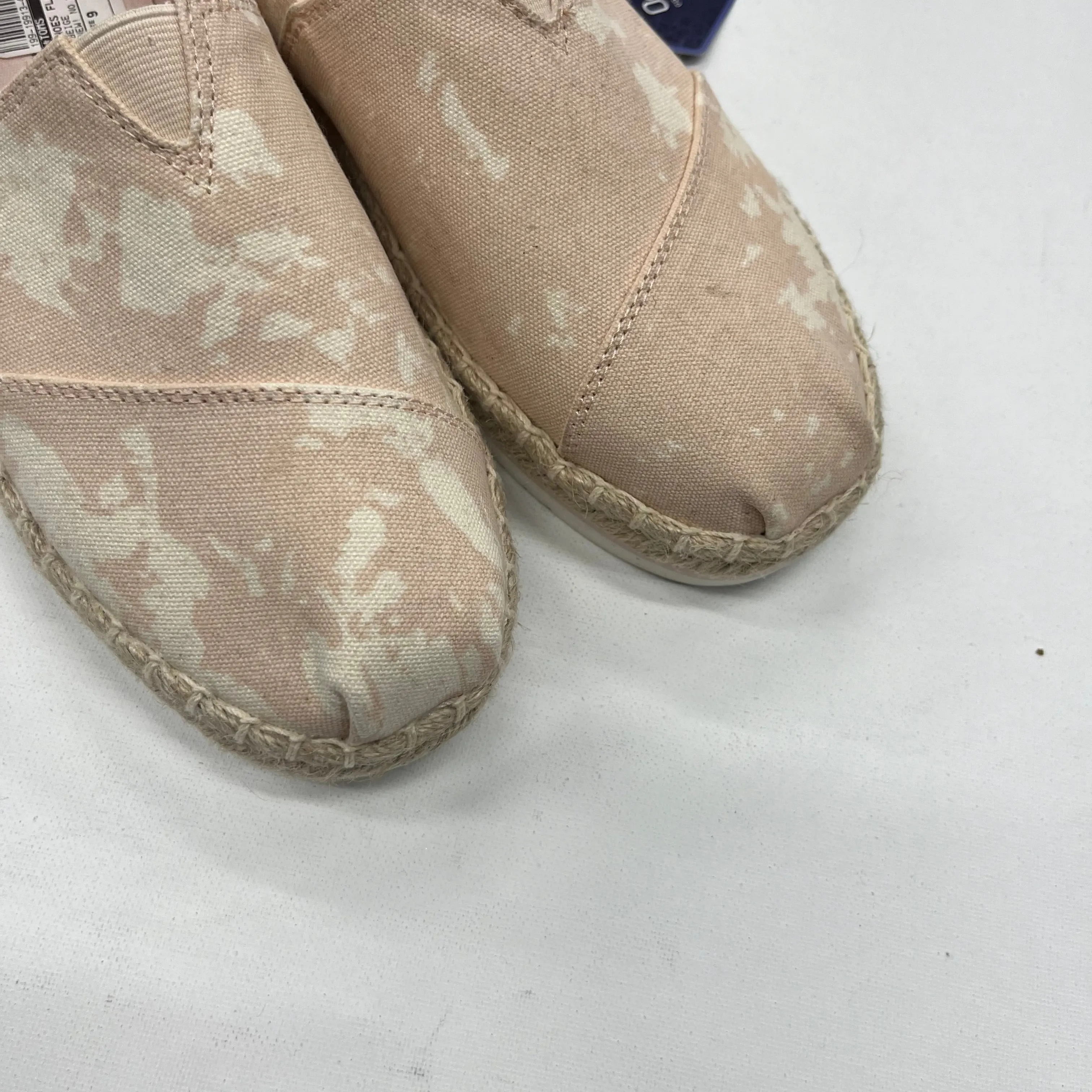 Shoes Flats Espadrille By Toms NWT  Size: 9 toms