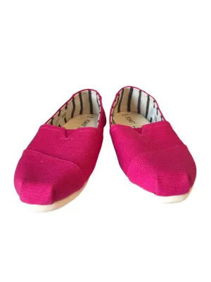 Shoes Flats Other By Toms  Size: 6.5 toms