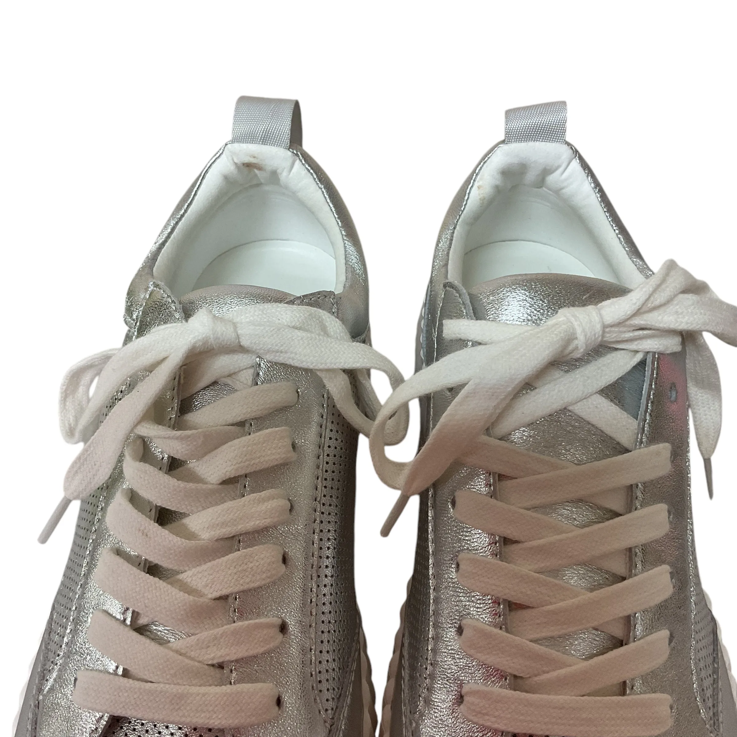 Shoes Sneakers By Steve Madden In Silver, Size: 9 steve madden