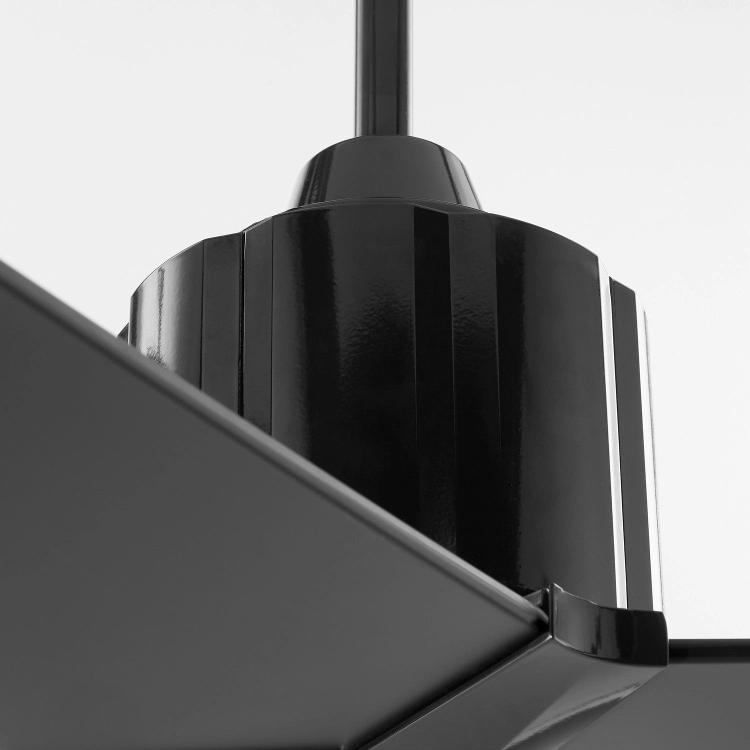 Strato 60"Ceiling Fan Black