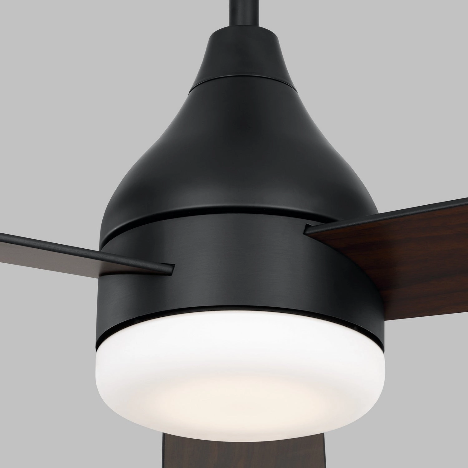 Streaming 52"Ceiling Fan Midnight Black