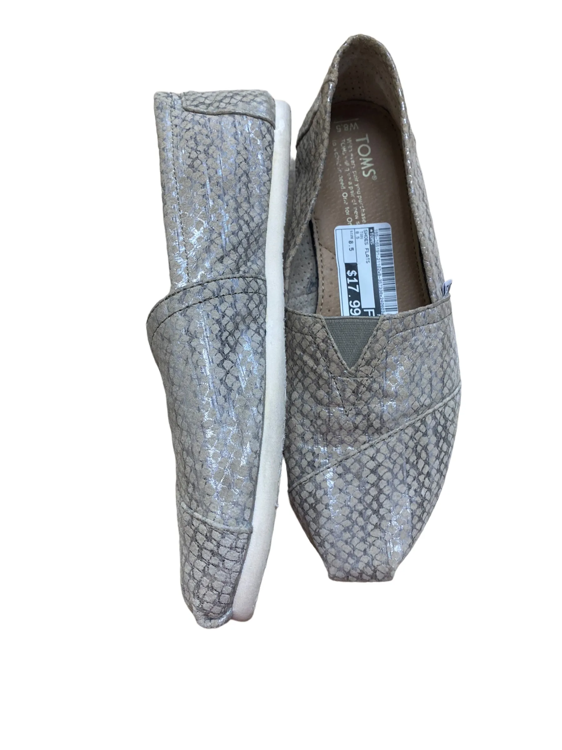 Tan Shoes Flats Toms, Size 8.5 toms