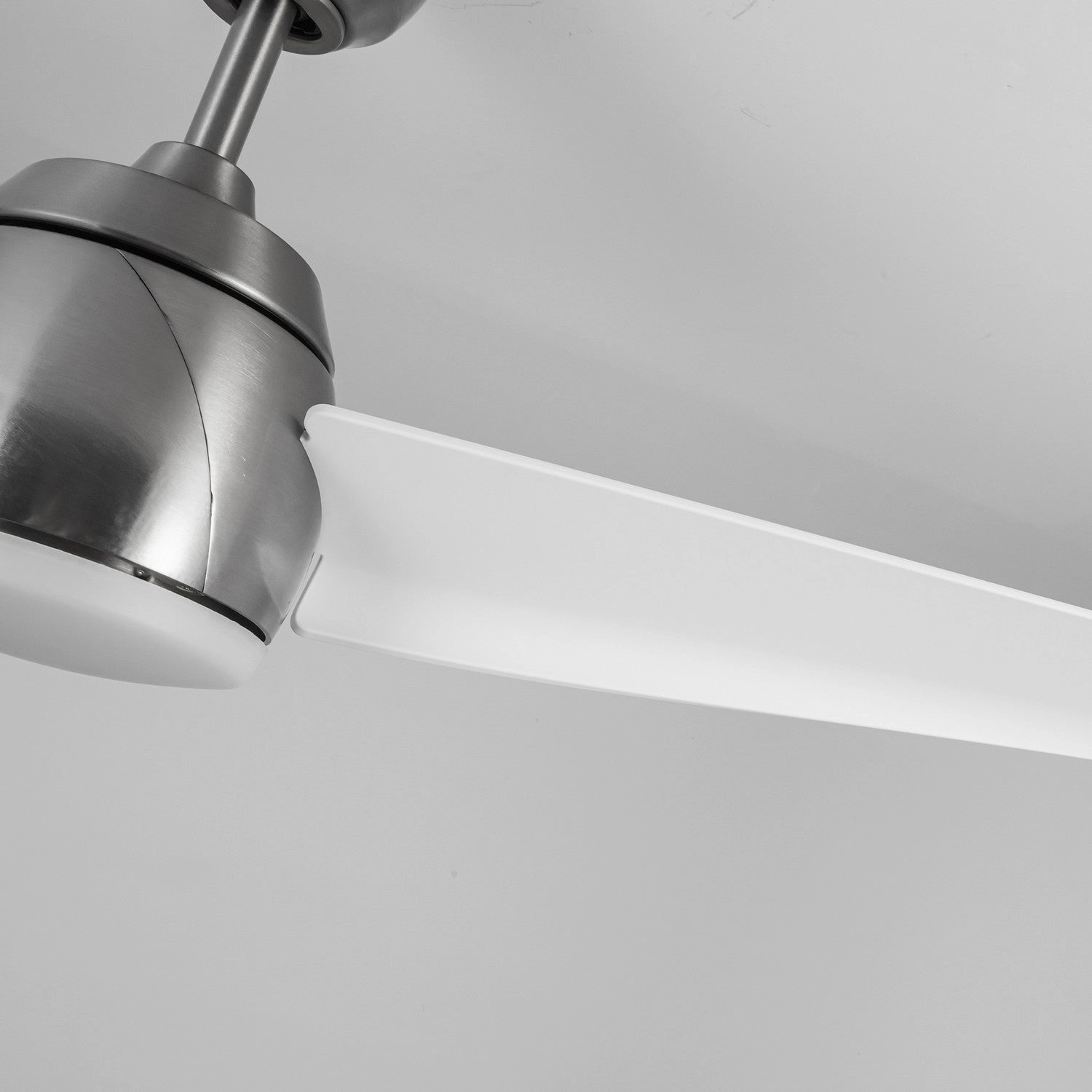 Thalia 54"Ceiling Fan Brushed Nickel/Matte White