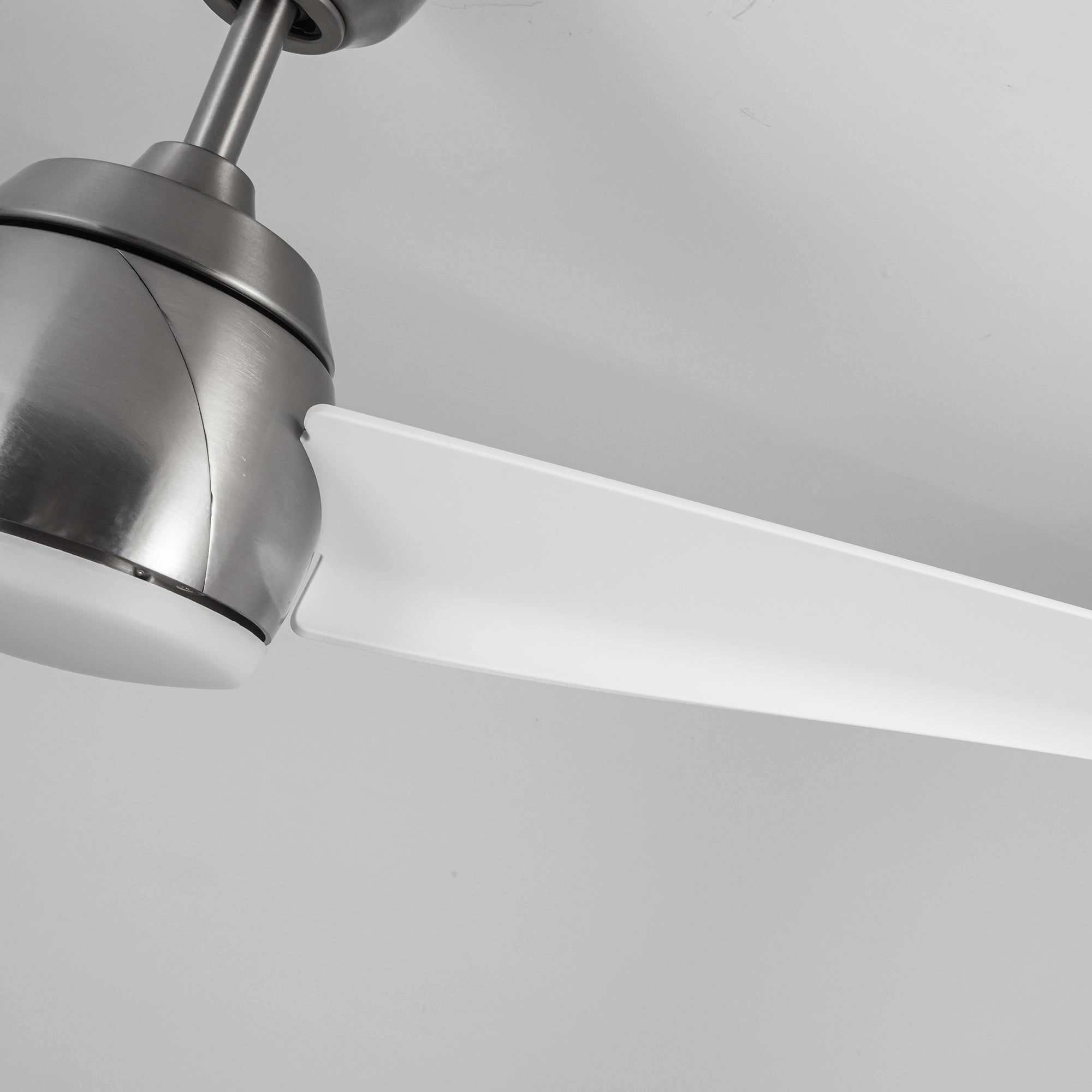 Thalia 54"Ceiling Fan Brushed Nickel/Matte White