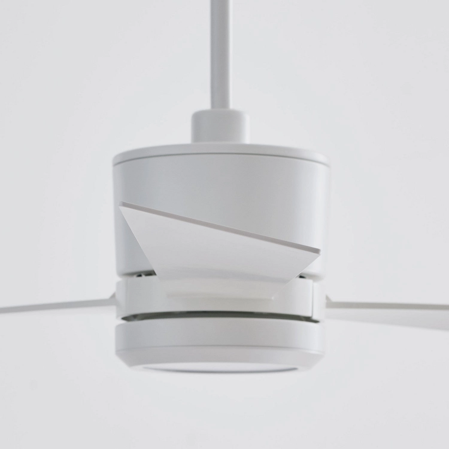 Vision 52" Ceiling Fan Matte White
